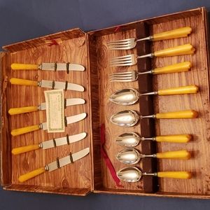 Bakelite forks spoons knives set for 6